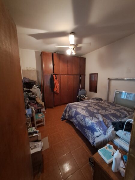 CASA EN VENTA SOBRE LOTE PROPIO 8.86 X 27.5 / LOTE 243M2 OPORTUNIDAD ÚNICA PARA INVERTIR