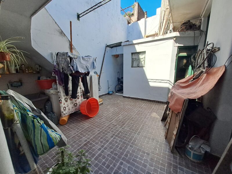 PH 4 ambientes, 128 m², a remodelar en Pompeya